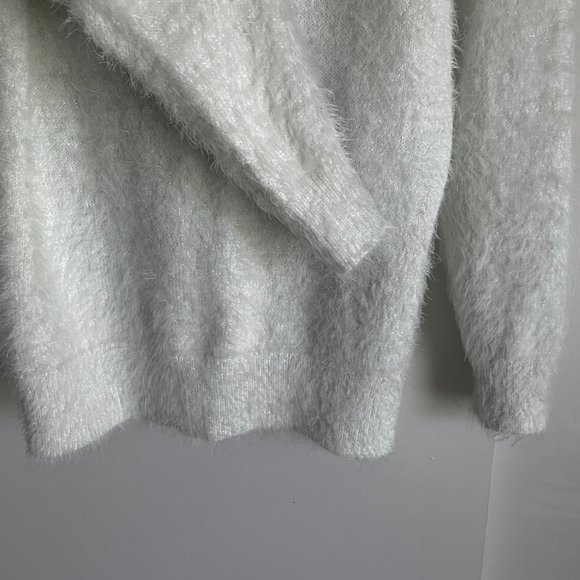 Black Rivet Christmas Holiday Bow Tie Penquin Pals Eyelash Sweater White/Black S - Picture 6 of 9